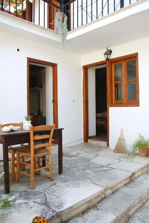 칼라바소스 Kontoyiannis House 아파트 외부 사진